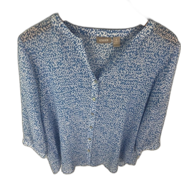 Chico’s Dotted Button-Up Blouse Size Medium - Picture 3 of 11